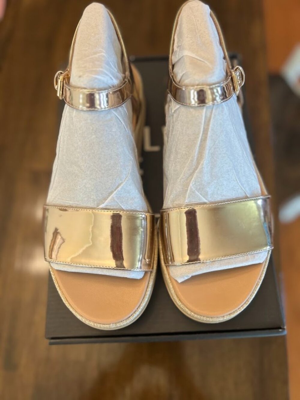 Naturalizer Zane Rose Gold Platform Sandals Women's Size 10 M NIB Metallic - Picture 5 of 8
